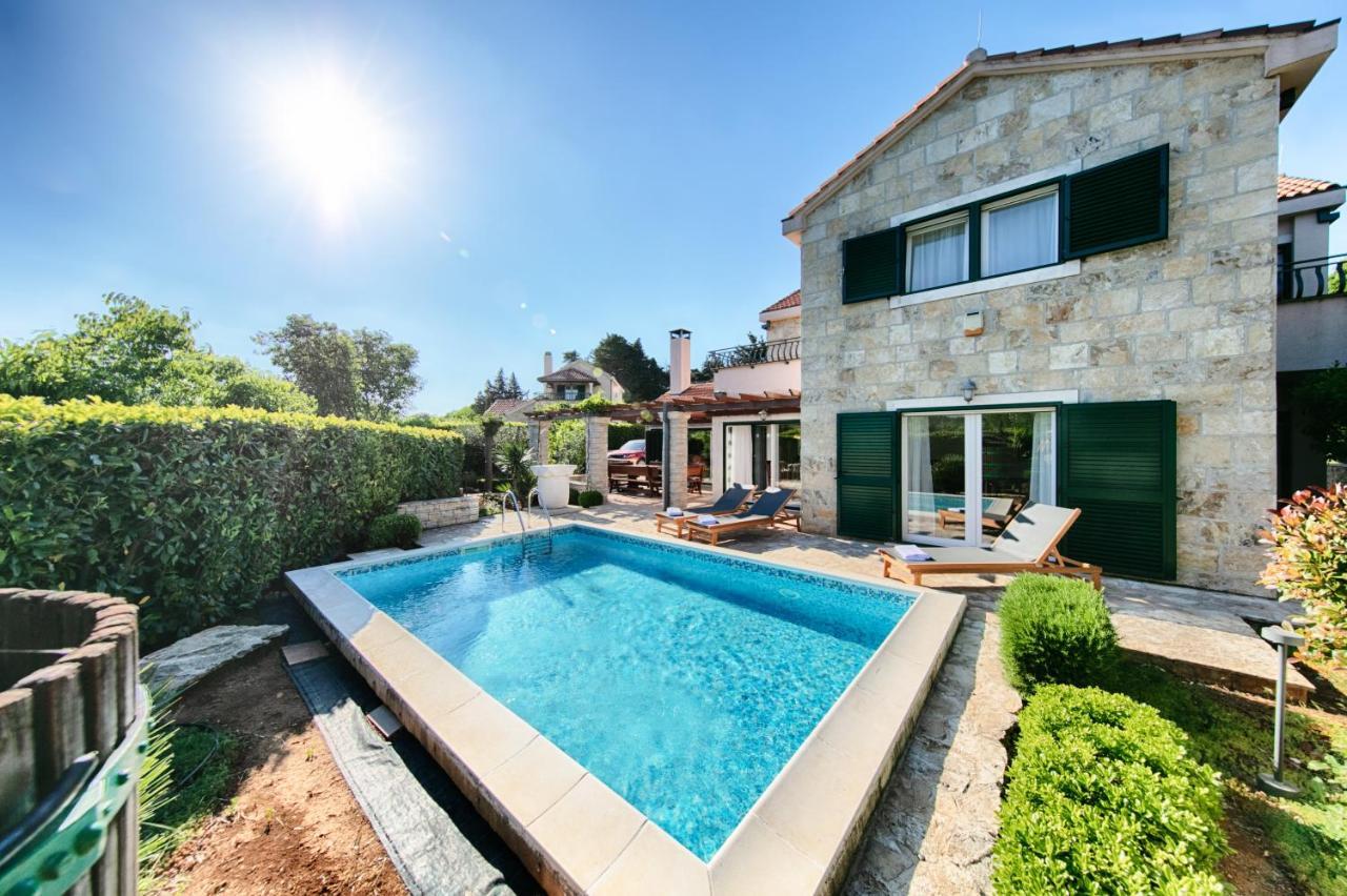 Villa Luci Pucisca Exterior foto